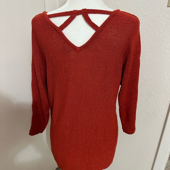 Chico’s burnt orange cutout back detail tunic size M - Picture 3 of 5